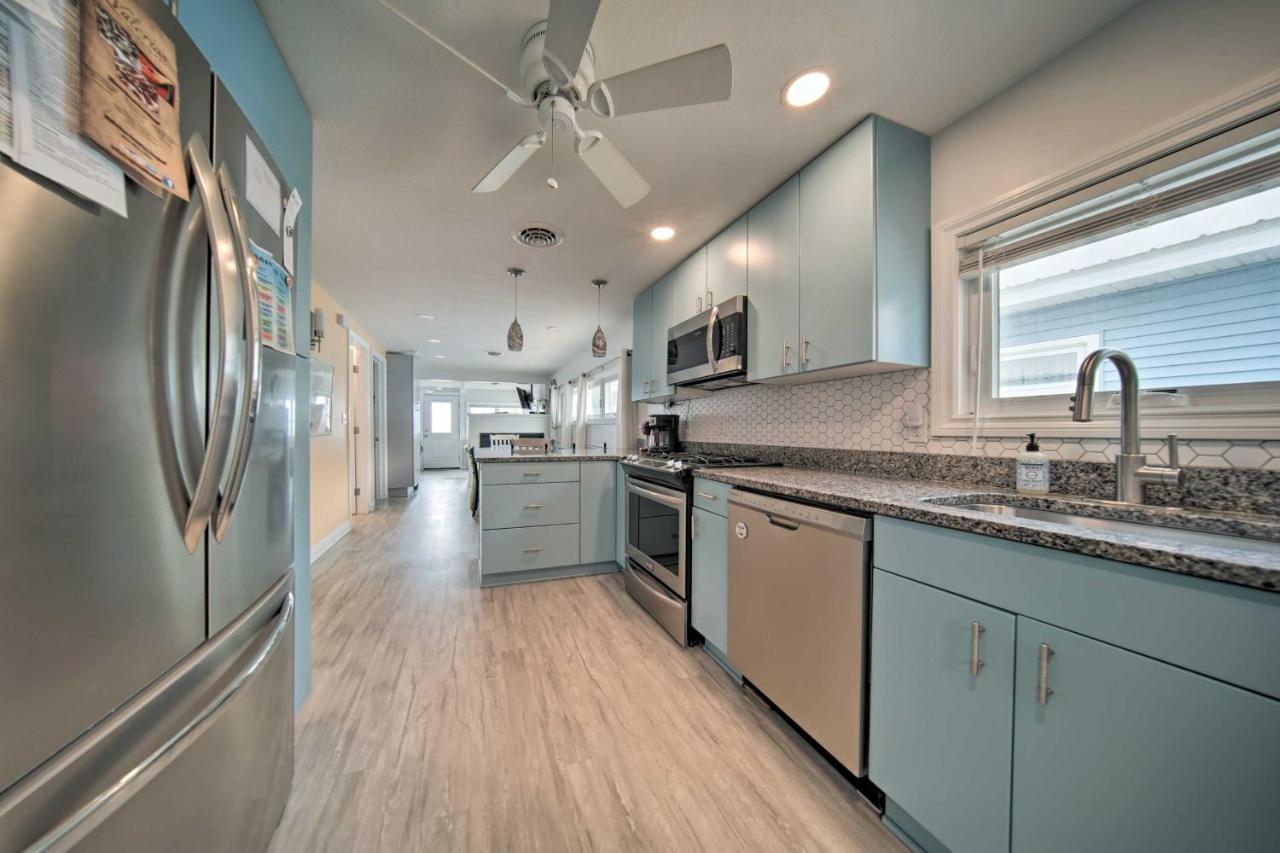 Sunny, Modern Waterfront Cottage With Grill In Erie! Εξωτερικό φωτογραφία